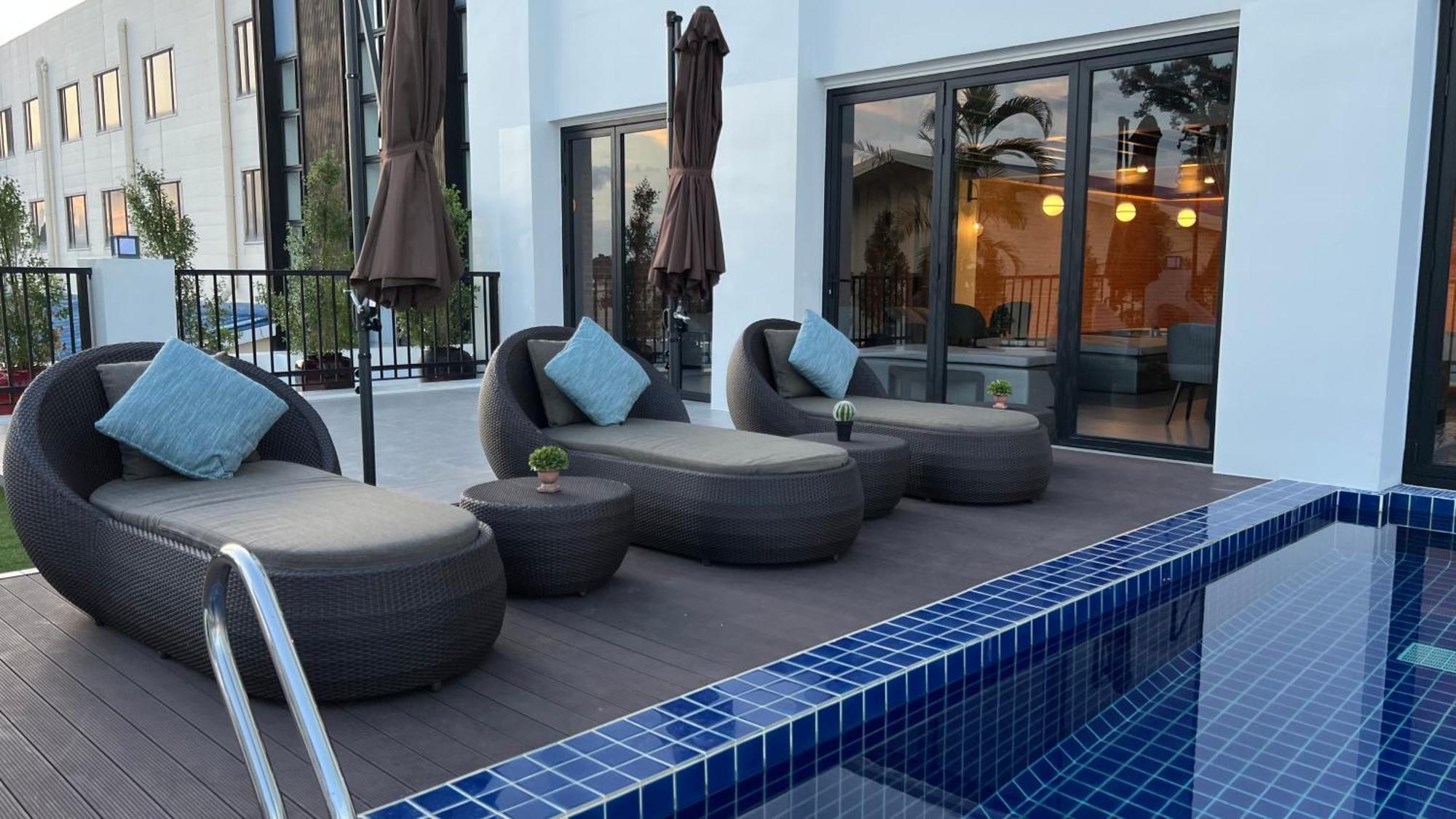 Savan Resorts Savannakhet Exterior photo